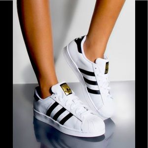 Womens Adidas Superstar SZ 7.5